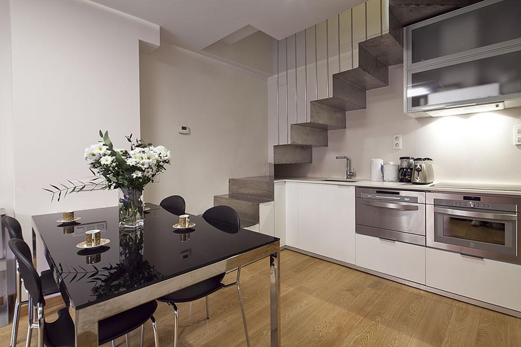 Apartment Barcelona Rentals - Pool Terrace In City Center Zewnętrze zdjęcie