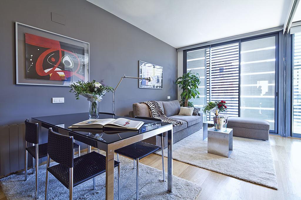 Apartment Barcelona Rentals - Pool Terrace In City Center Zewnętrze zdjęcie