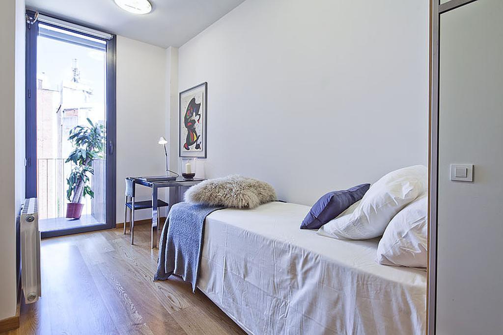 Apartment Barcelona Rentals - Pool Terrace In City Center Zewnętrze zdjęcie
