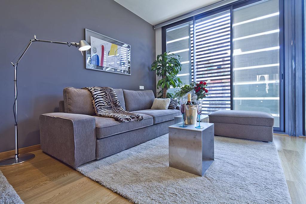 Apartment Barcelona Rentals - Pool Terrace In City Center Zewnętrze zdjęcie